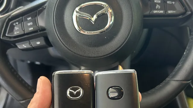 מפתחות חכמים למאזדה מול ההגה — שכפול וקידוד במקום